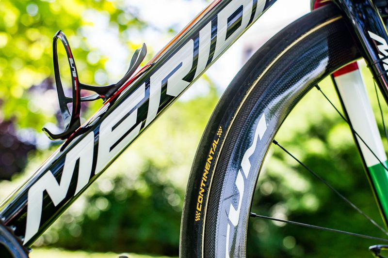 PRO RACING BIKES BAHRAIN TEAM-DURA ACE DI2
