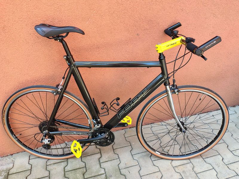Nové sestavené retro fitness kolo, velikost XL