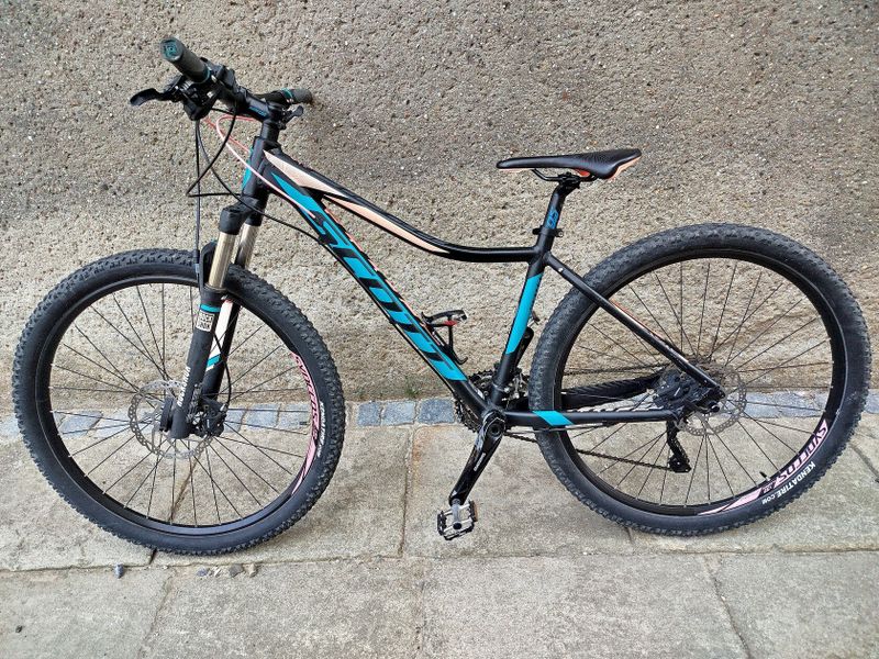 Scott Contessa Scale 710