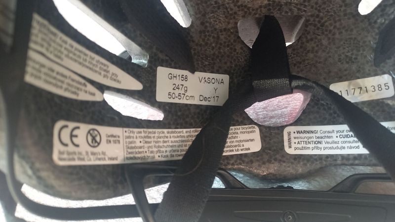 Dámská cyklistická helma Giro Vasona