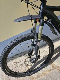 PRODEJ horského elm kola Specialized ZE ZDRAVOTNÍCH DŮVODŮ