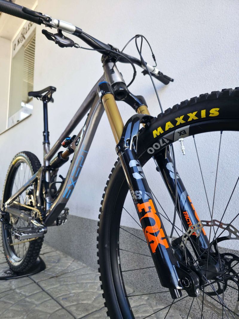 Horské kolo EXEPT BASE NATO 4 PRO 29"