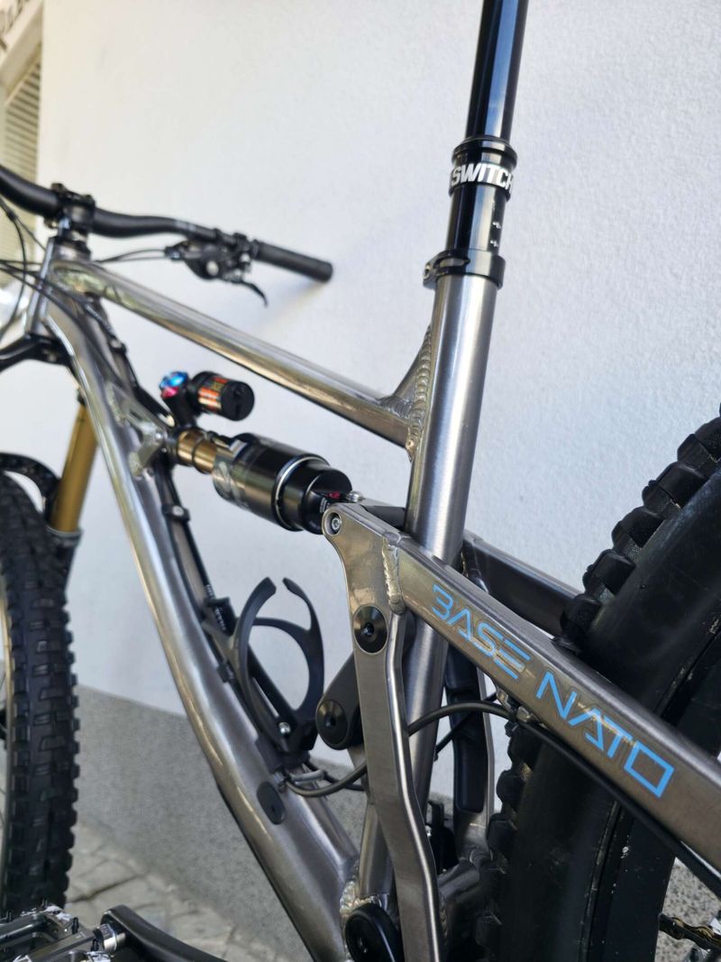 Horské kolo EXEPT BASE NATO 4 PRO 29"