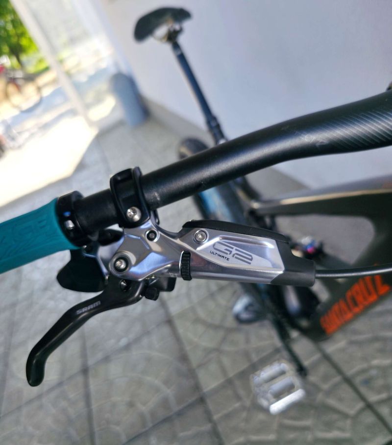 Horské kolo Santa Cruz Hightower Carbon C 2019