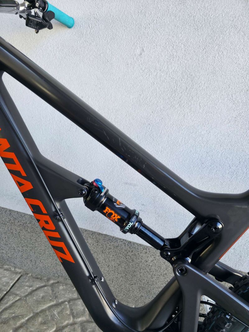 Horské kolo Santa Cruz Hightower Carbon C 2019