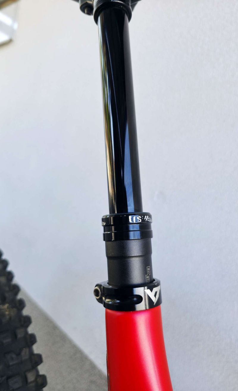 Horské kolo YT Capra CF Pro Carbon 29″