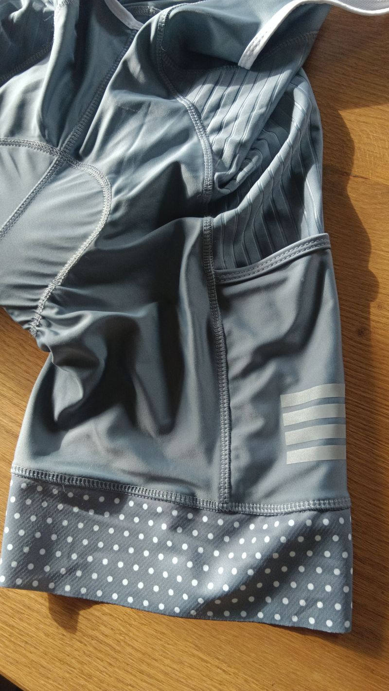 cyklo kraťasy a dres ASSOS, X-BIONIC, GIANT vel.XL XXL nové