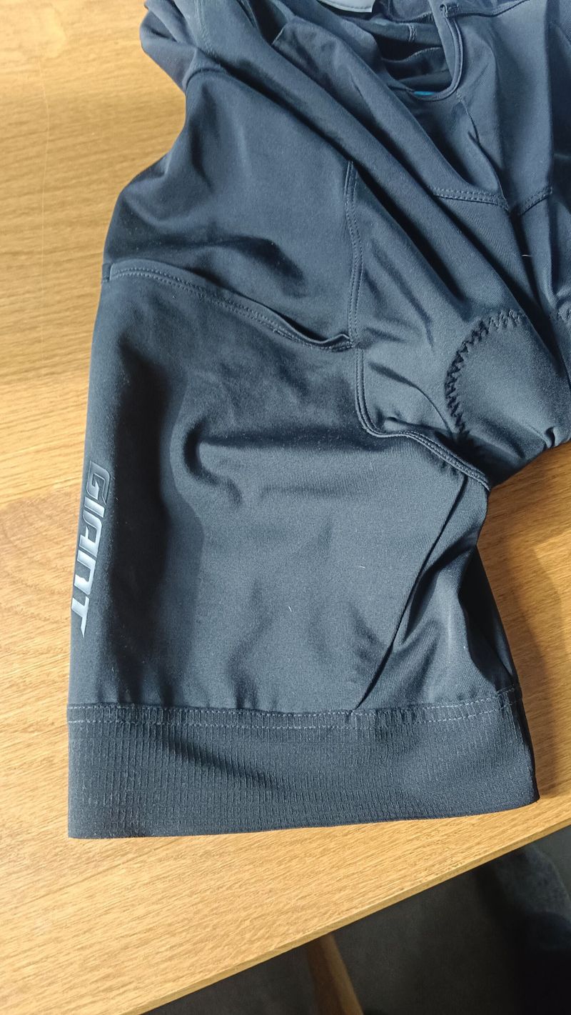 cyklo kraťasy a dres ASSOS, X-BIONIC, GIANT vel.XL XXL nové