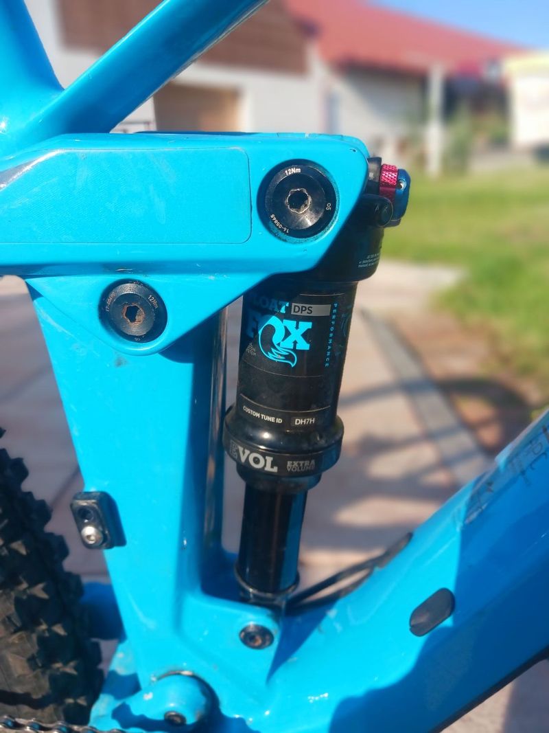 Cube stereo hpc karbon 