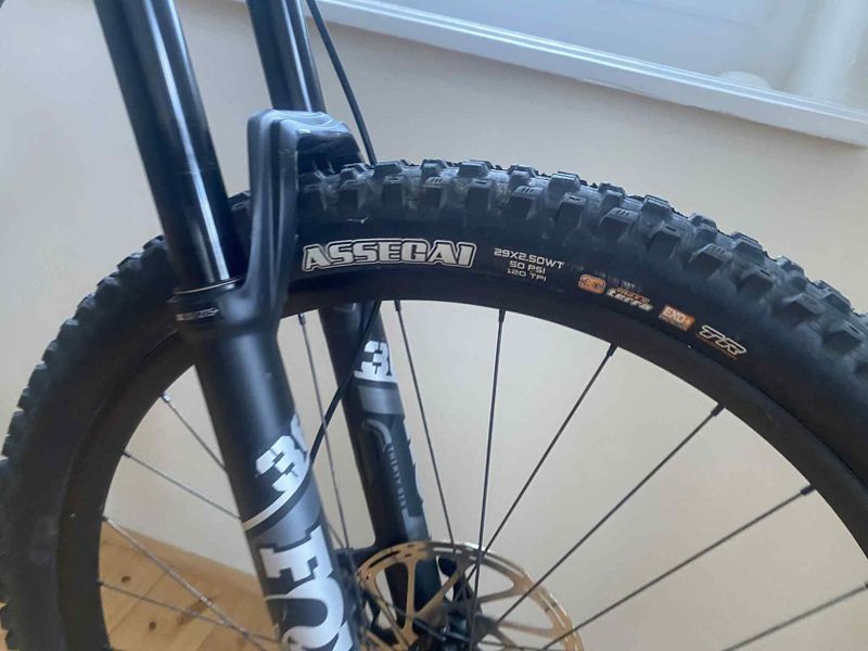NS Bikes Eccentric Ocel - velikost M