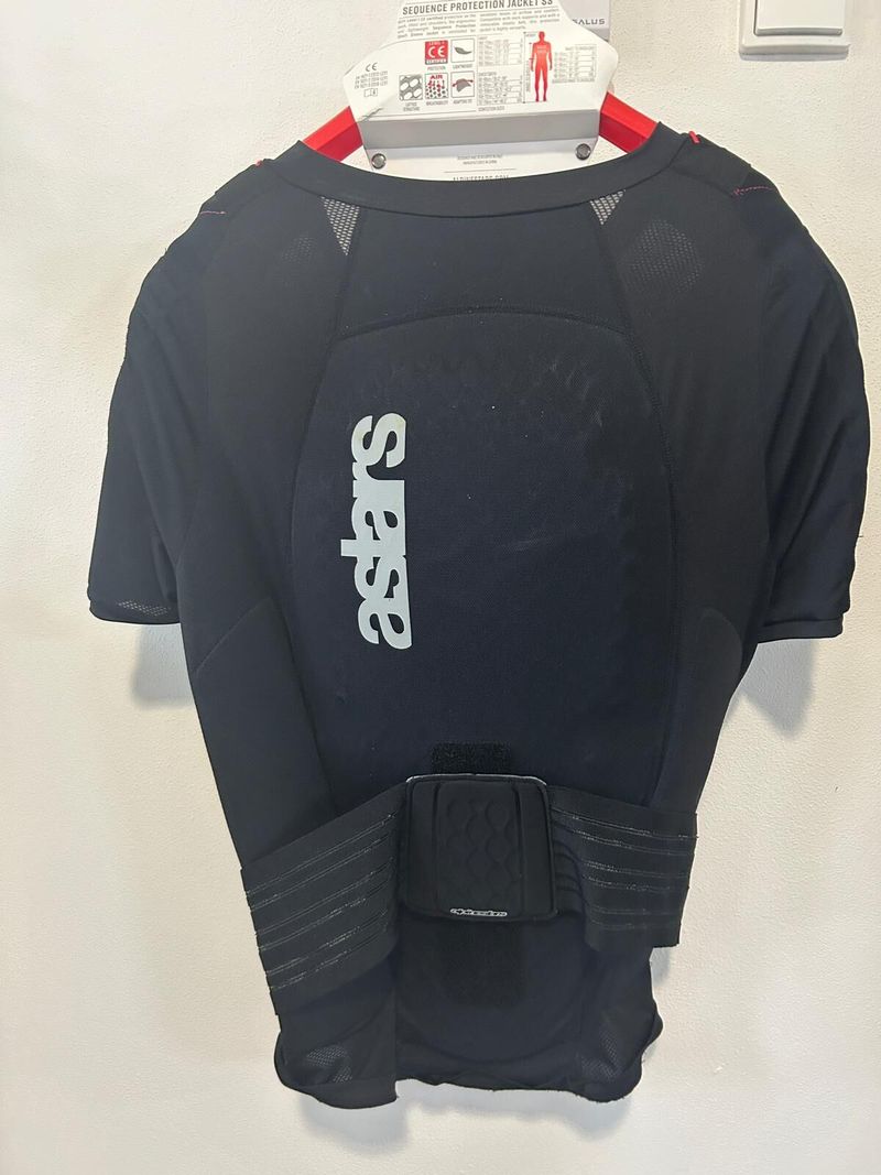 Chránič páteře a hrudi Alpinestars