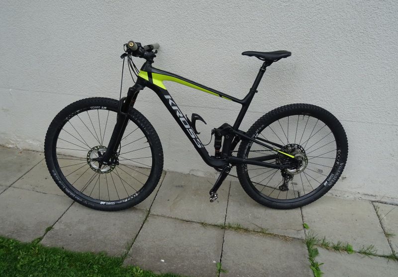 Kross Earth 3.0, vel. XL, karbon