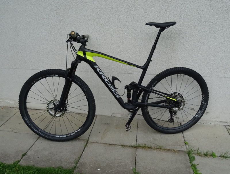 Kross Earth 3.0, vel. XL, karbon