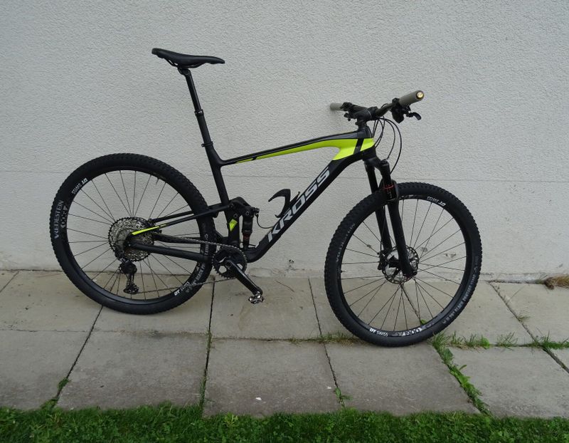 Kross Earth 3.0, vel. XL, karbon