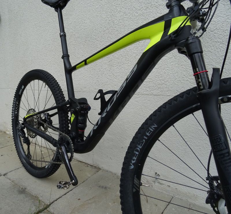 Kross Earth 3.0, vel. XL, karbon