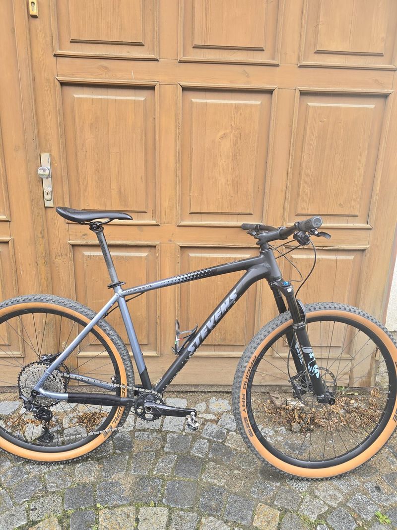 Prodám STEVENS COLORADO 401 29 ŠEDÁ - TESTBIKE