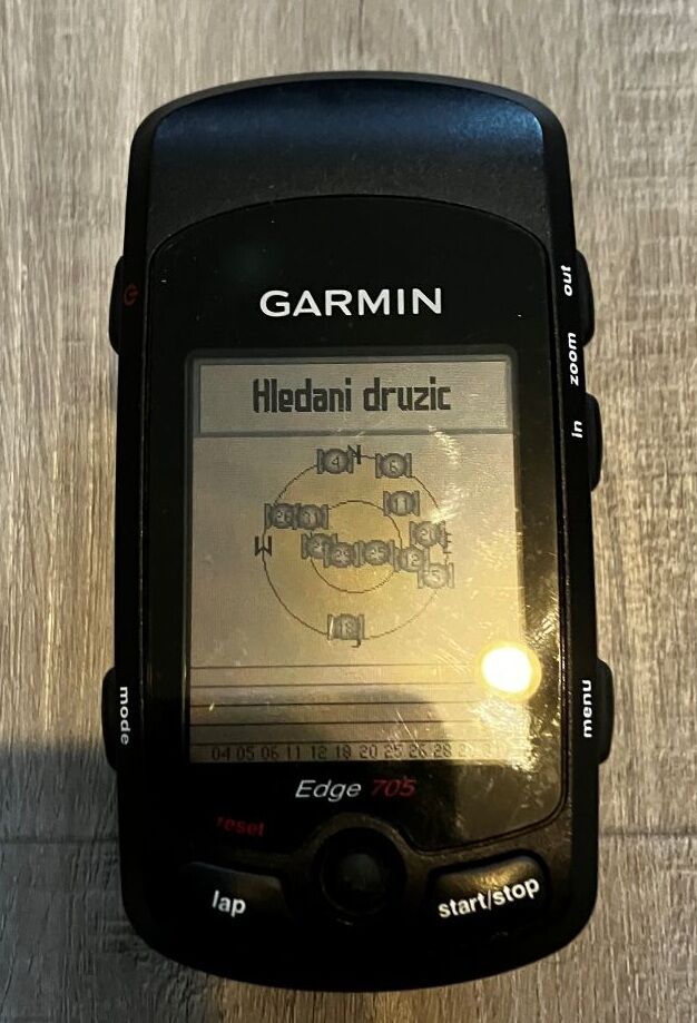 SLEVA - Garmin Edge 705 + 3x držáky na Garmin + 2x hrudní pásy