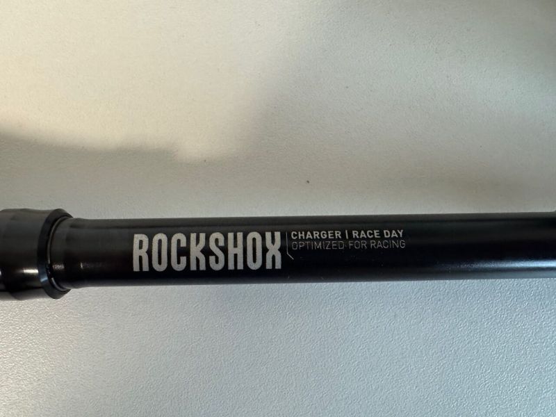 Patrona Rock Shox Race Day + TwistLoc