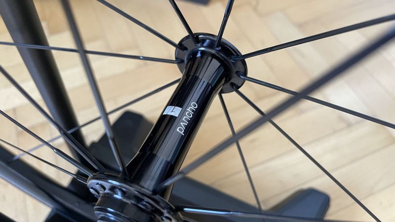 Puncho Rush 38 carbon / nové pláště Conti GP 5000 / Shimano Sram 11s