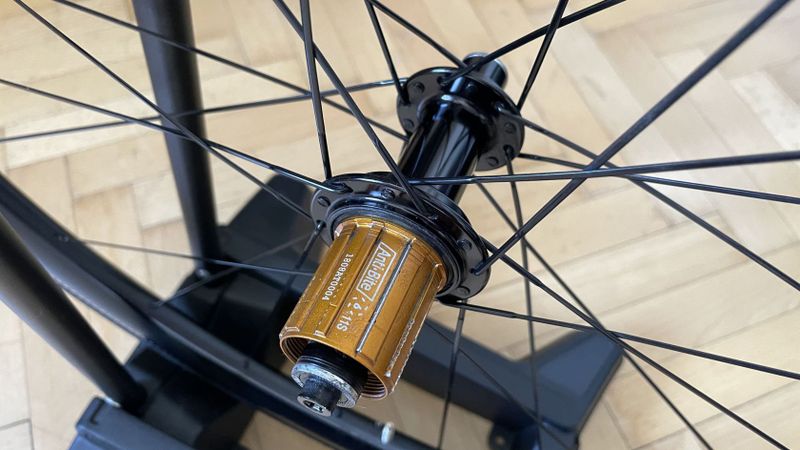 Puncho Rush 38 carbon / nové pláště Conti GP 5000 / Shimano Sram 11s