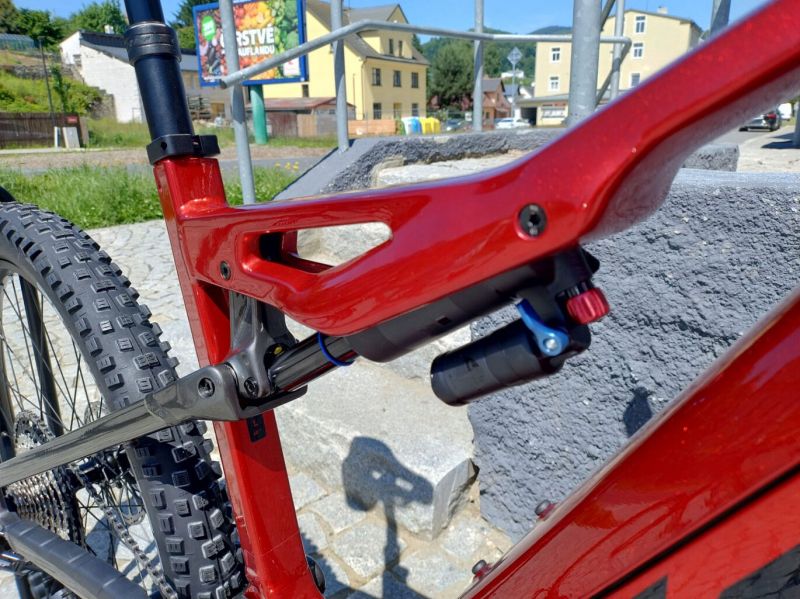 KTM elektrokolo Macina Chacana Pro LTD Chrome Red - NOVÉ - vel. M, L a XL