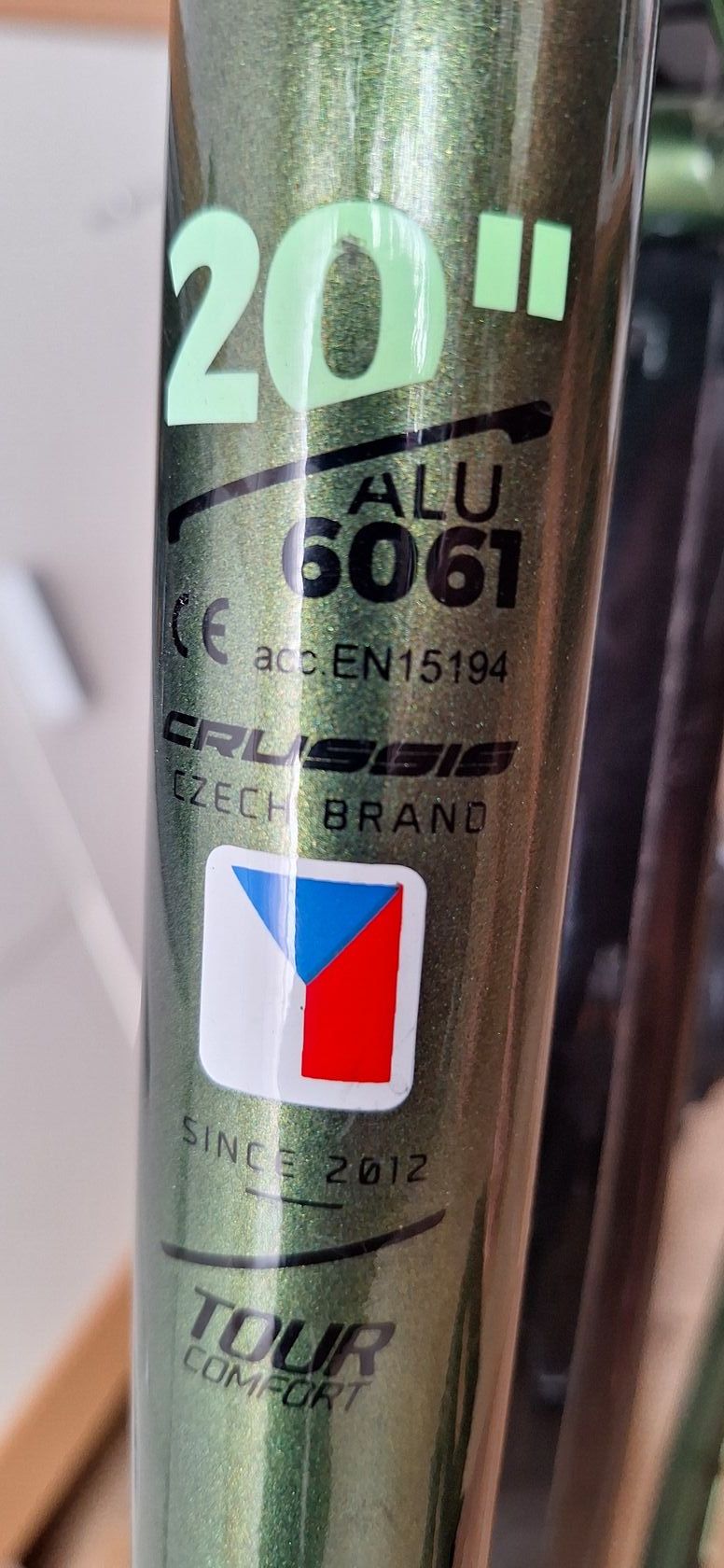 Krásné zachovalé elektrokolo crussis 
