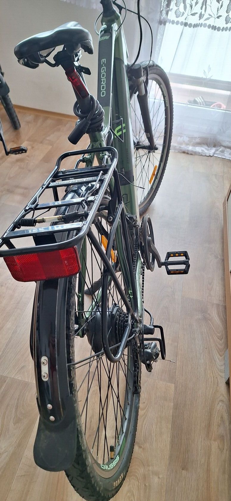 Krásné zachovalé elektrokolo crussis 