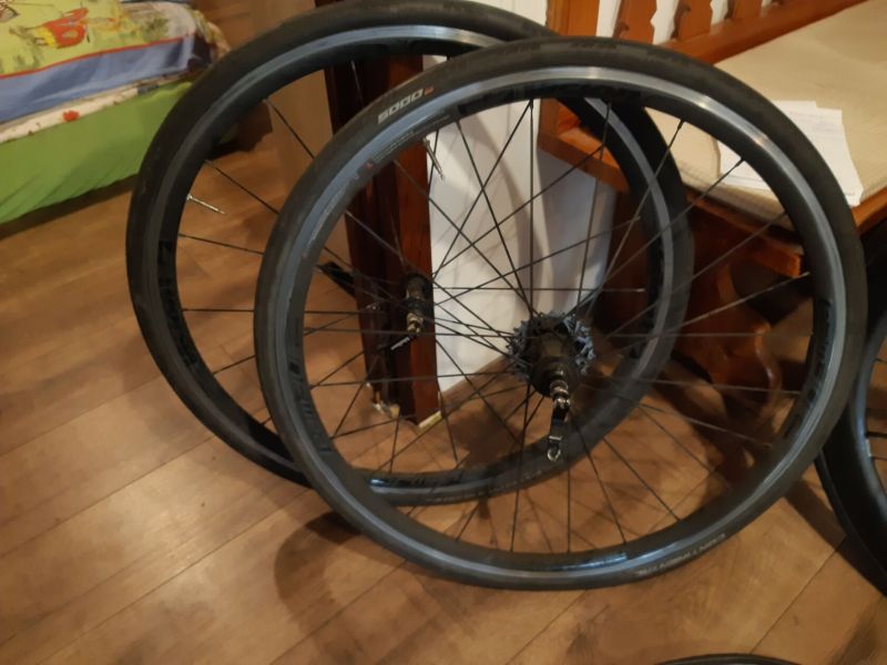 S-WORKS Roubaix SL4 vel 56, 7,5kg, karbonová + Al kola