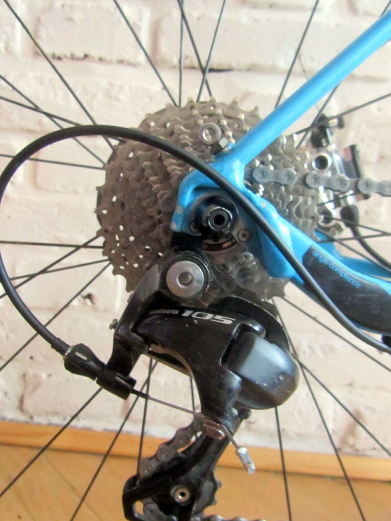 BMC Granfondo na Shimano 105, 58 cm. Super stav