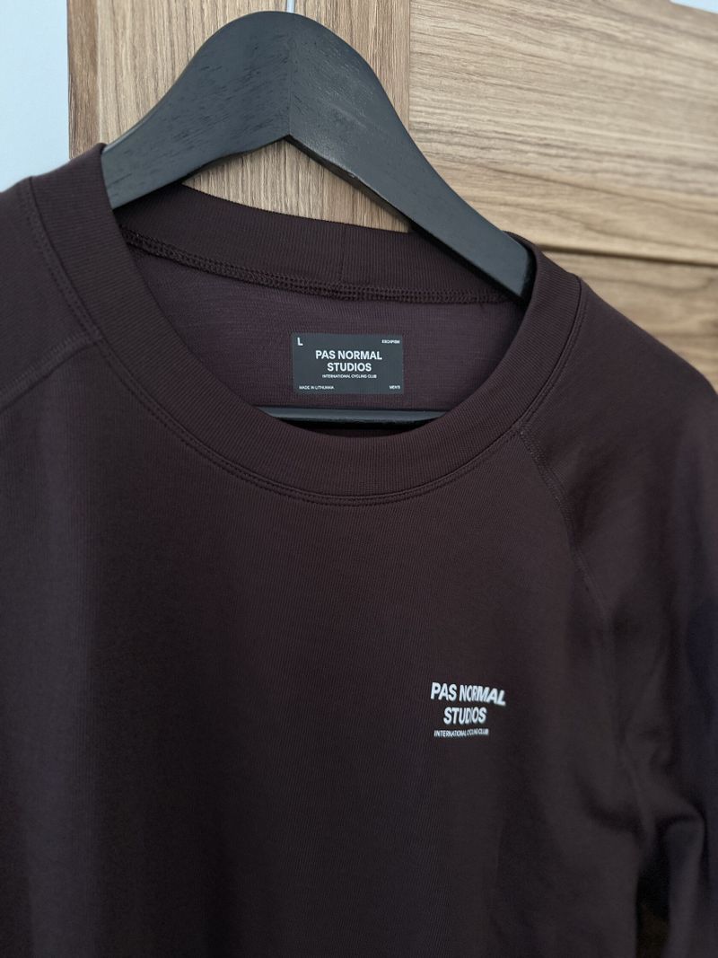 Gravel dres+kraťasy Pas Normal Studios Escapism bundle L. 