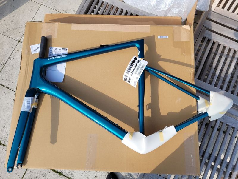 Nový karbonový silniční rám Cannondale SuperSix Evo Hi-Mod