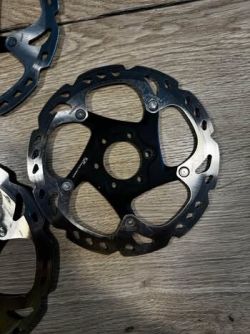 SHIMANO brzdový kotouč Deore XT SM-RT86