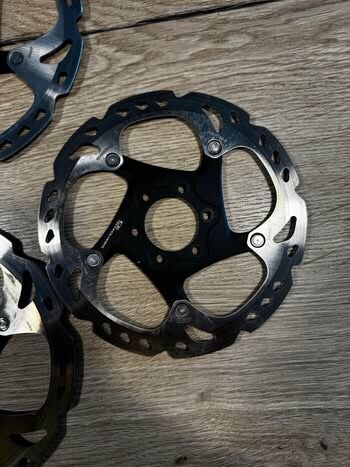 SHIMANO brzdový kotouč Deore XT SM-RT86