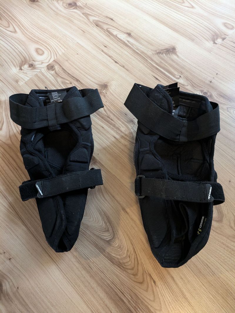 Alpinestars Vector Pro kolenní chrániče