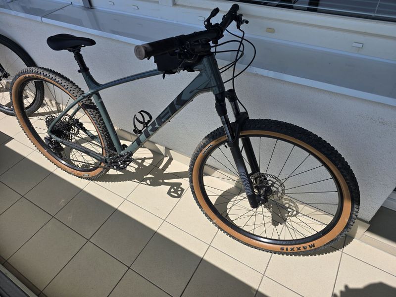 Trek Marlin 7 gen 3 Keswick 