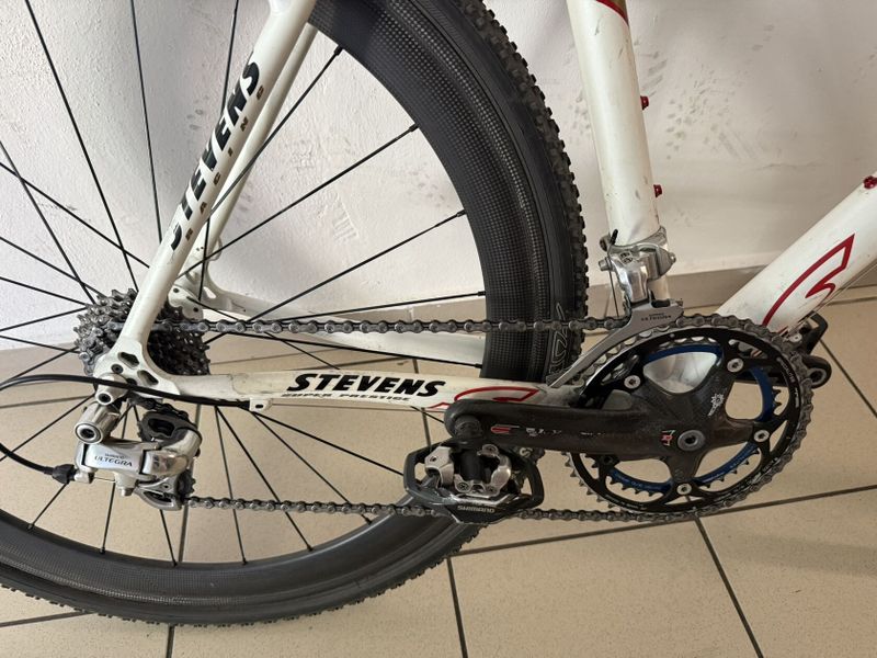 Gravel - Cyklokrosové kolo STEVENS váha 6,8kg