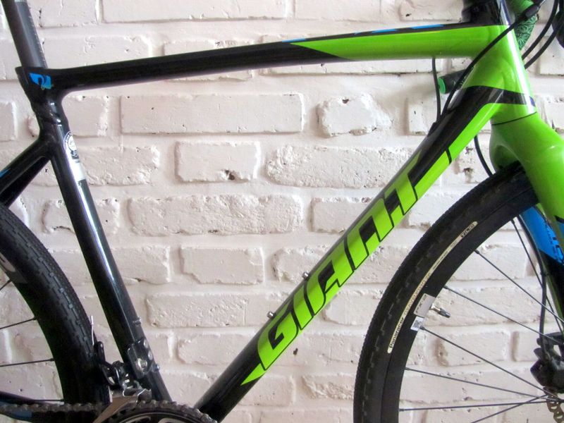 GIANT TCX na Shimano 105/ULTEGRA, 54 cm. Super stav