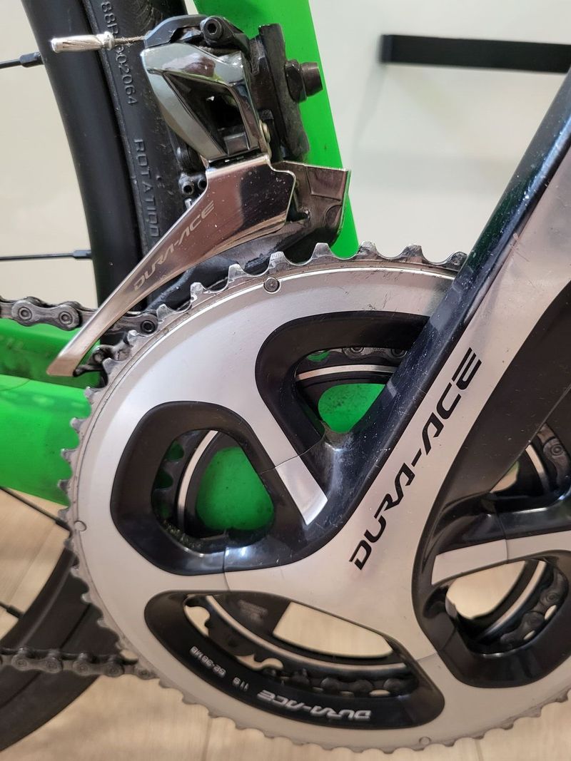 Superior Road Team Issue disc + wattmetr 