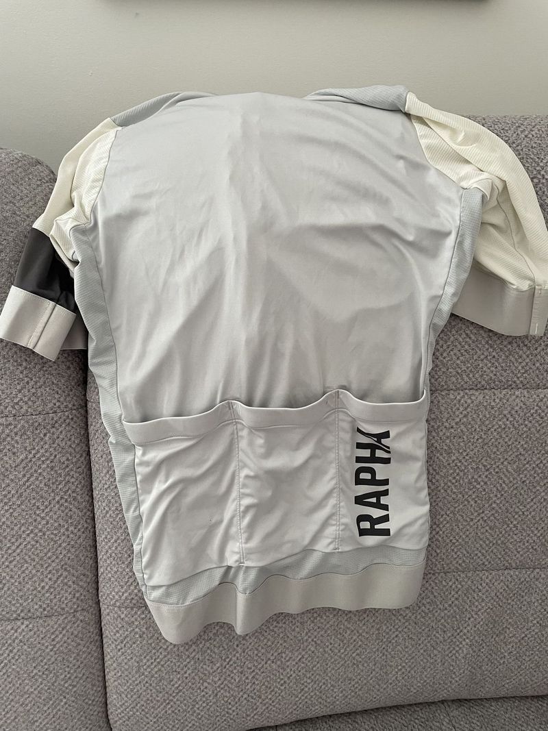 Cyklooblečení Rapha