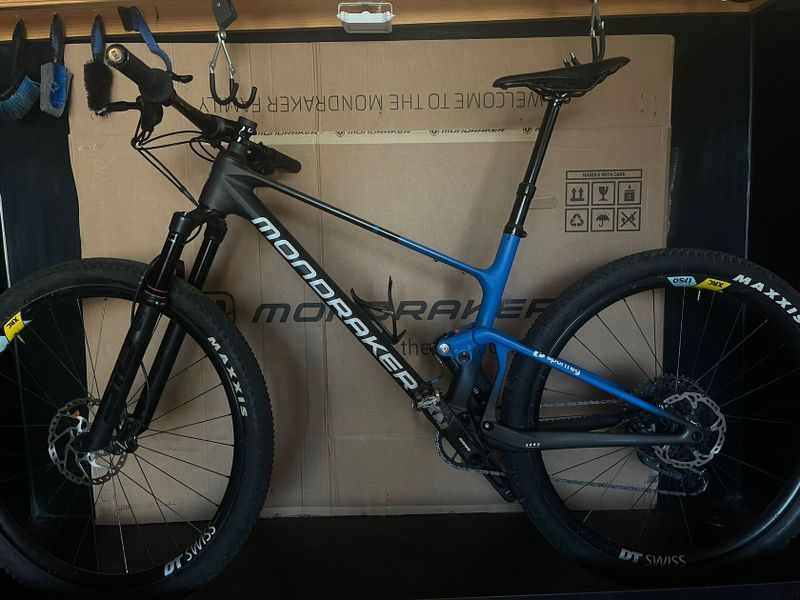 MONDRAKER F-Podium Carbon 2024 méně ja za polovinu