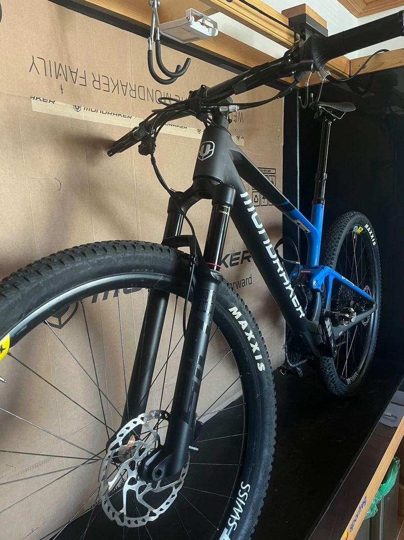 MONDRAKER F-Podium Carbon 2024 méně ja za polovinu