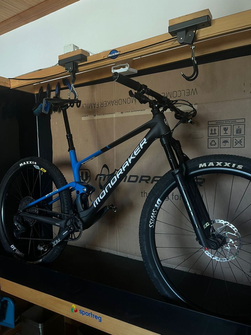 MONDRAKER F-Podium Carbon 2024 méně ja za polovinu