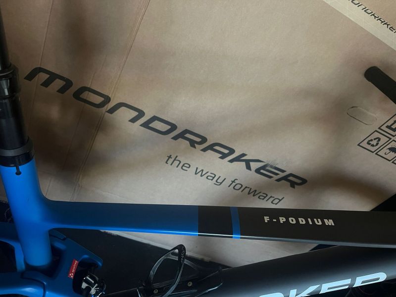 MONDRAKER F-Podium Carbon 2024 méně ja za polovinu