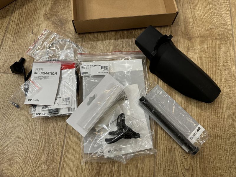 Vidlice DT Swiss F232 One 29" 100mm + páčka - Nova