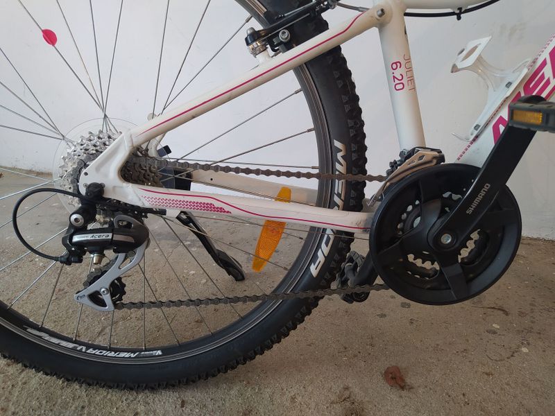 Prodám dámské kolo Merida