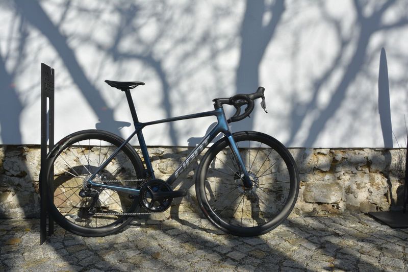 Giant TCR Advanced Pro 0 Di2 2025 M wattmetr PC 167 999,- ZÁRUKA