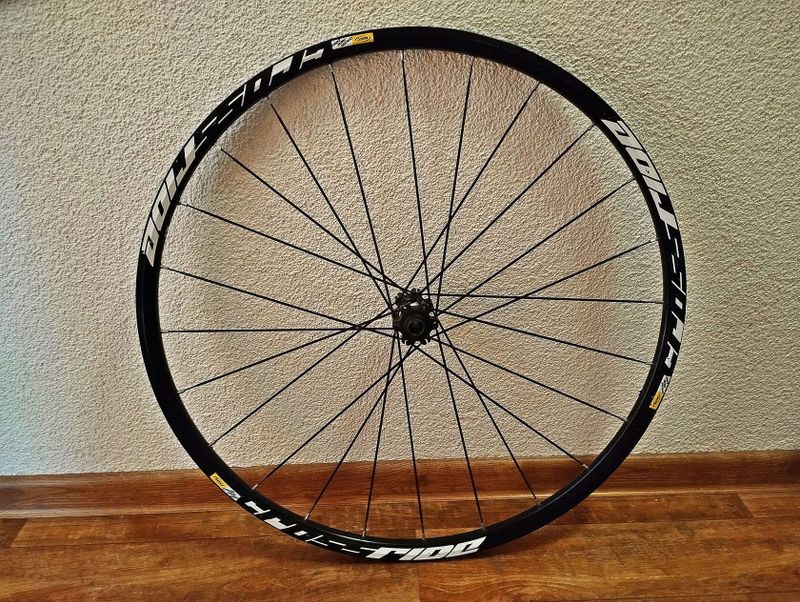 Zapletená kola Mavic CrossRide 29"