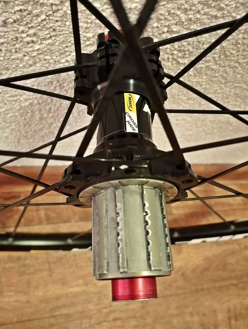 Zapletená kola Mavic CrossRide 29"