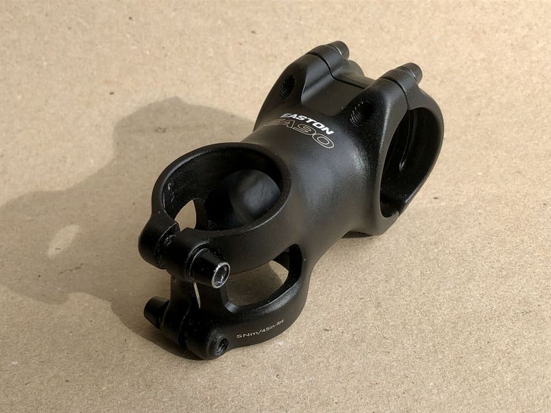 Představec Easton EA90 STM 7D - 50/31,8 mm, černá