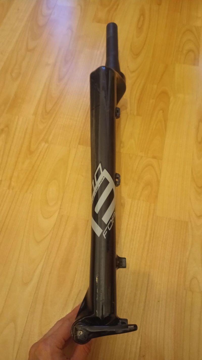 Force karbonová vidlice, 27.5/29", non-boost